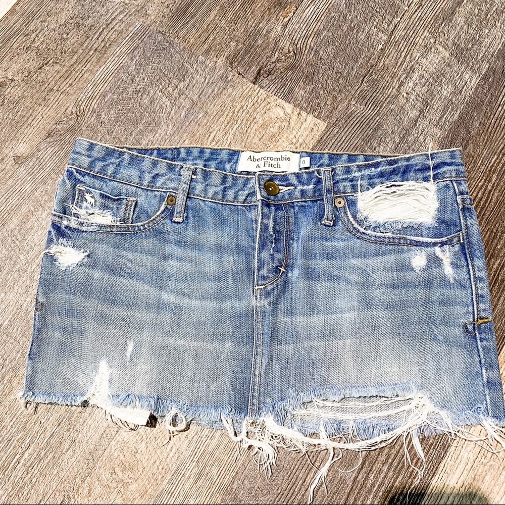 Abercrombie distressed jean skirt